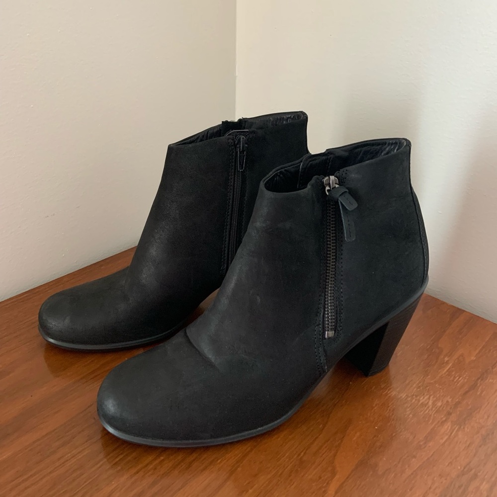 Ecco Ankle Boots